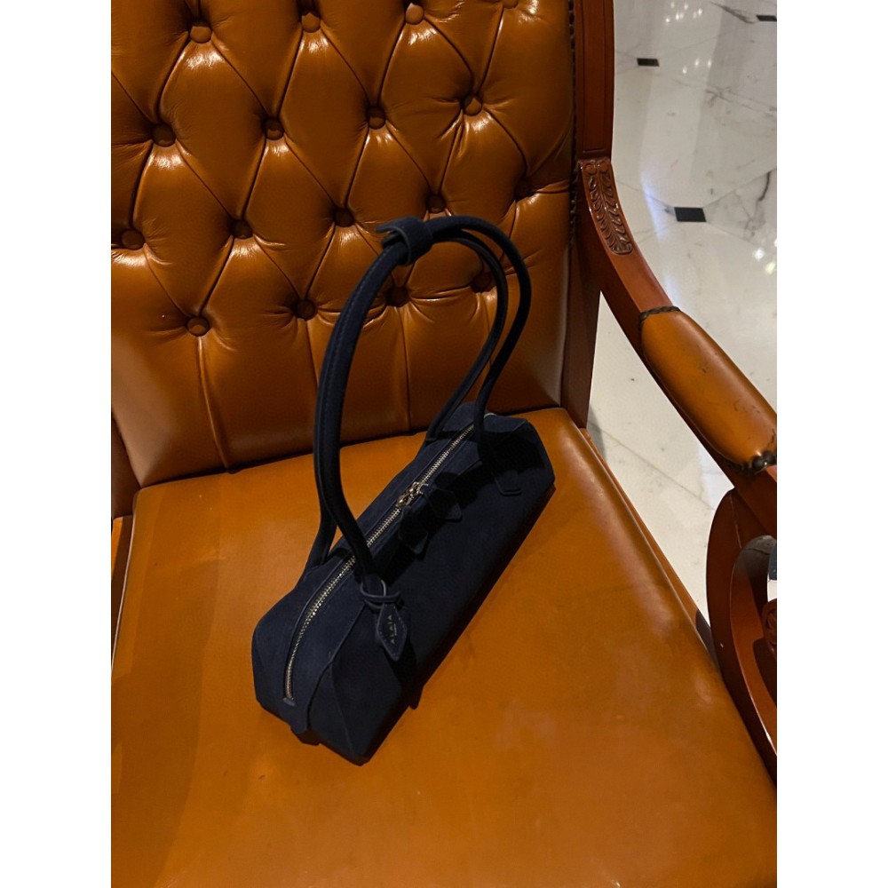 Alaia Le teckel medium bag 33x10x11cm Bags