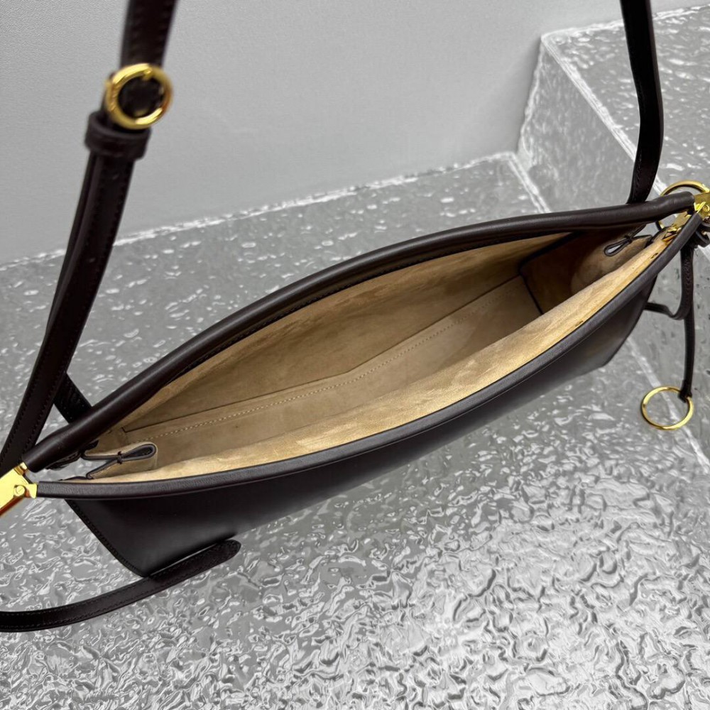 Alaia le click east west bag large size 30x14x9cm Bags