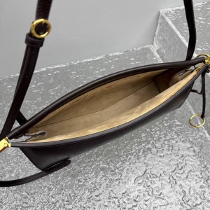 Alaia le click east west bag large size 30x14x9cm Bags