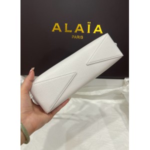 Alaia Le teckel small bag 27x9x8cm Bags