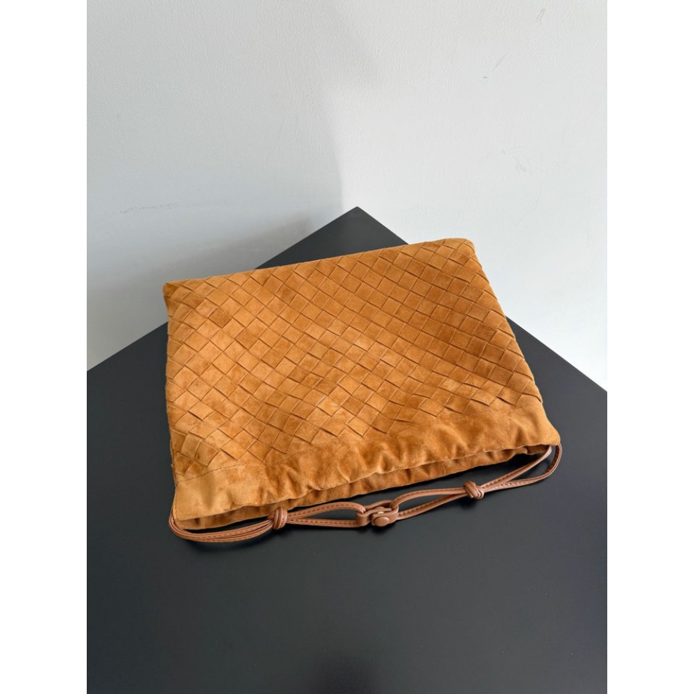 Bottega Venetta dustbag 33x23cm Bags