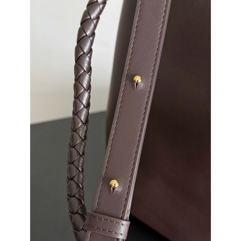 Bottega Veneta Andiamo Bucket bag 34x24x12cm Bags