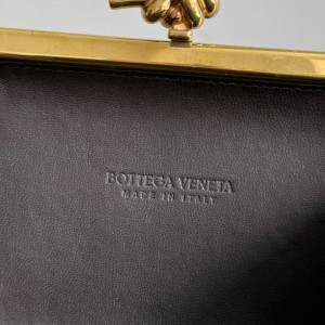 Bottega veneta stretch knot clutch 20x12cm Bags