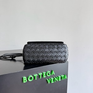 Bottega Veneta Notturno 21x11x9cm Bags