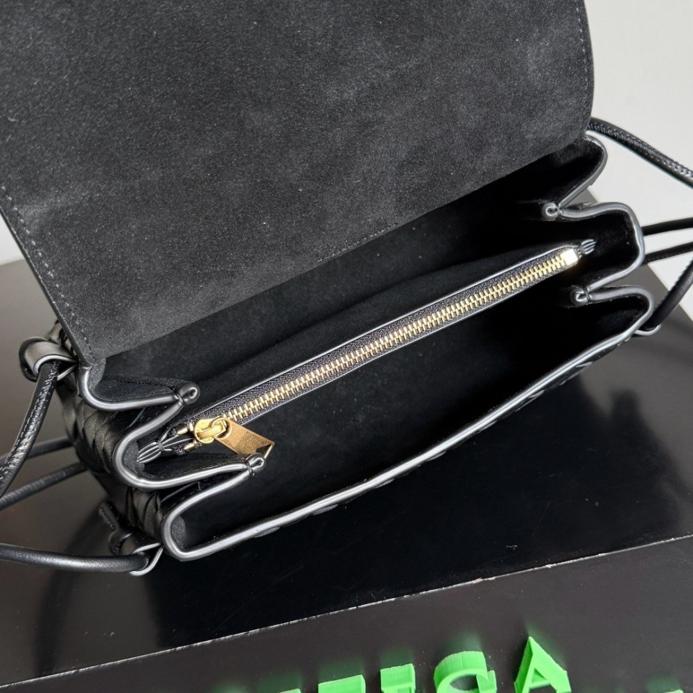 Bottega Veneta Notturno 21x11x9cm Bags