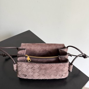 Bottega Veneta Notturno 21x11x9cm Bags