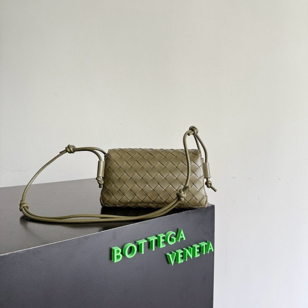 Bottega Veneta Notturno 21x11x9cm Bags