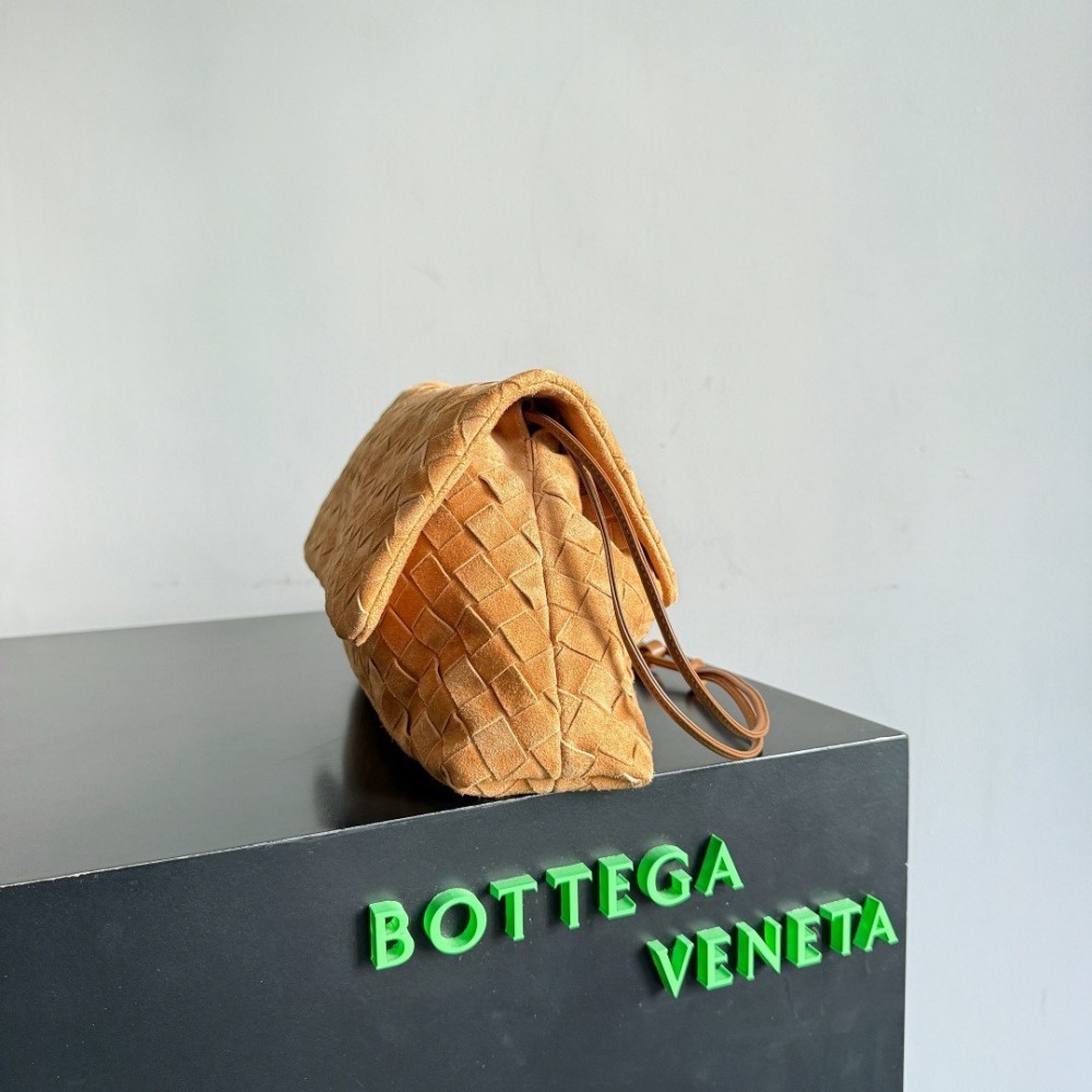 Bottega Veneta dustbag Giorno 33x19x8cm Bags