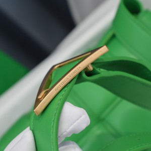 Bottega Veneta Padded Cassette 26x18x8cm Bags