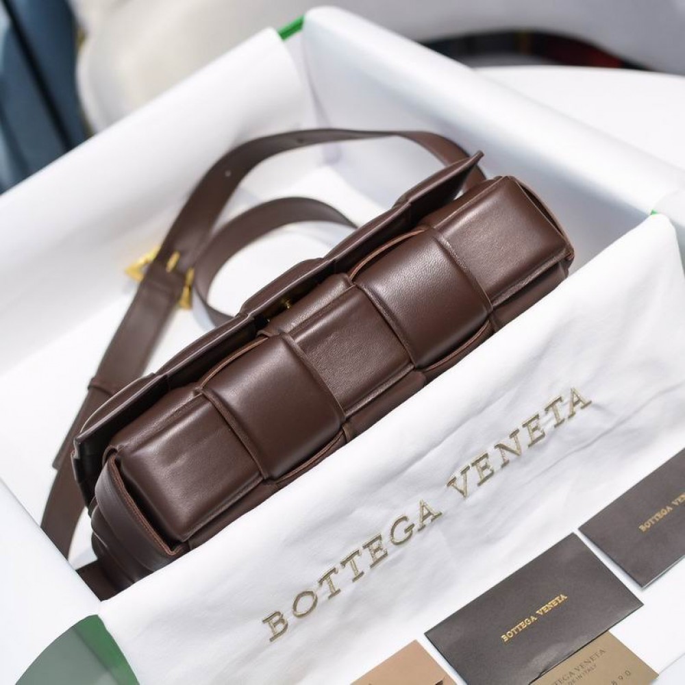 Bottega Veneta Padded Cassette 26x18x8cm Bags