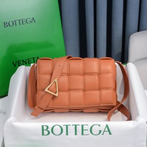 Bottega Veneta Padded Cassette 26x18x8cm Bags
