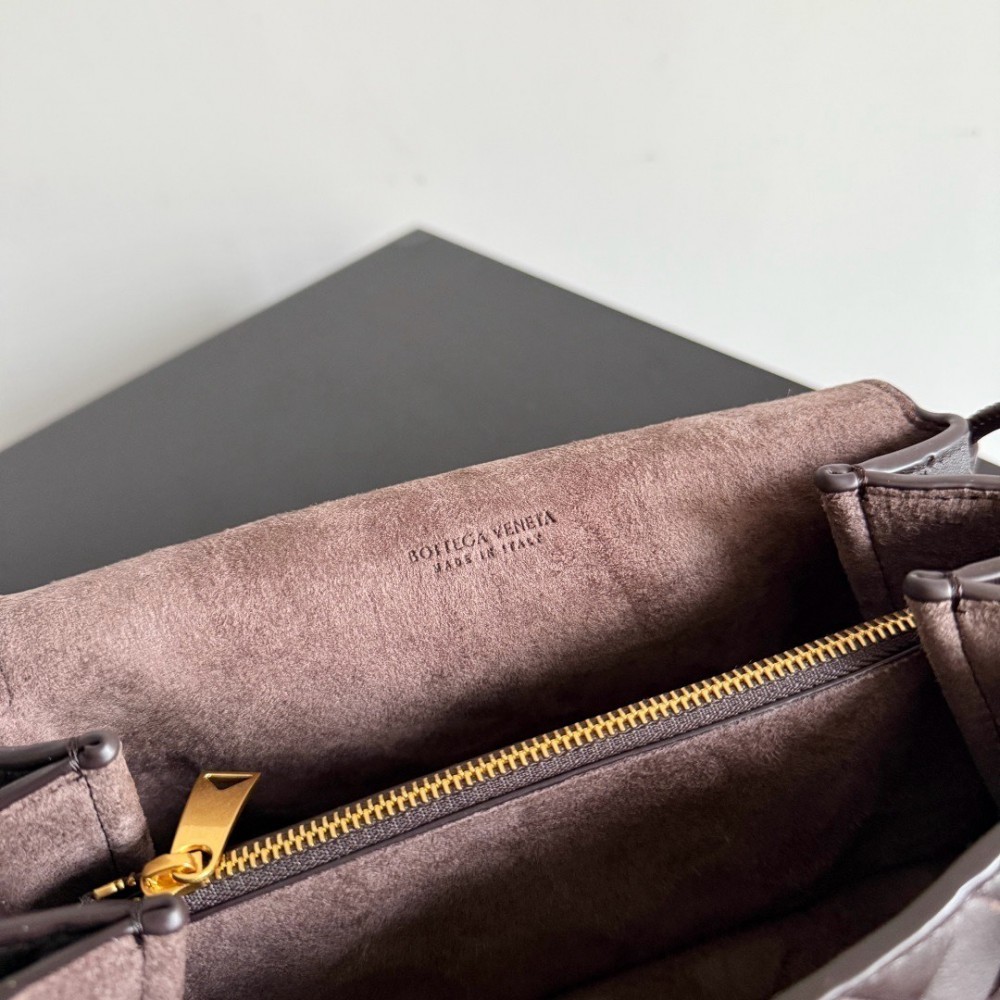 Bottega Veneta Notturno 21x11x9cm Bags