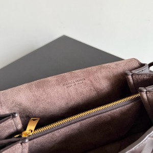 Bottega Veneta Notturno 21x11x9cm Bags