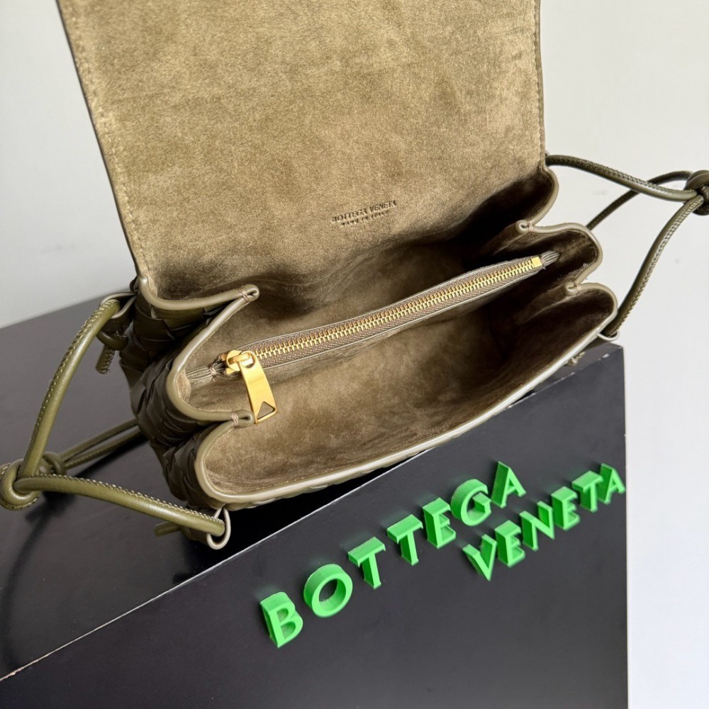 Bottega Veneta Notturno 21x11x9cm Bags