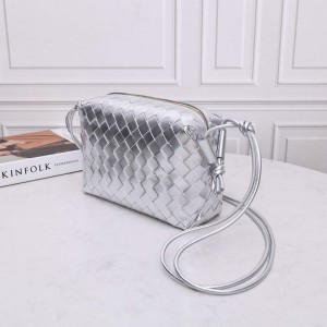 Bottega Veneta mini loop bag 17x10x6cm Bags