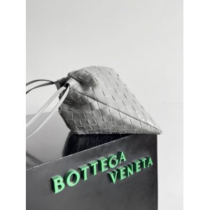 Bottega Venetta dustbag 33x23cm Bags