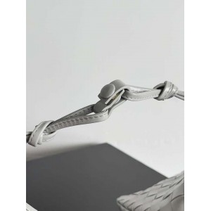 Bottega Venetta dustbag 33x23cm Bags