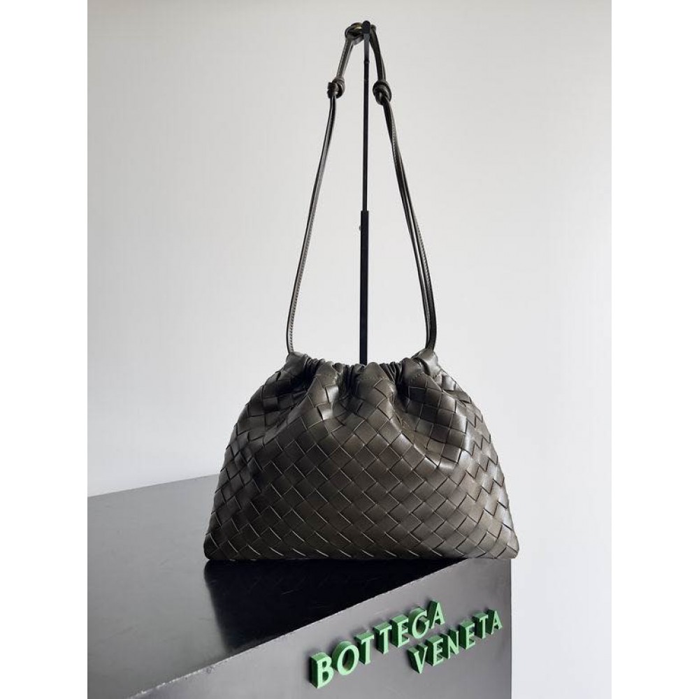 Bottega Venetta dustbag 33x23cm Bags