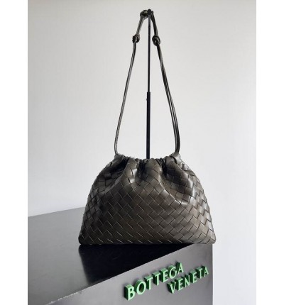 Bottega Veneta dustbag 33x23cm