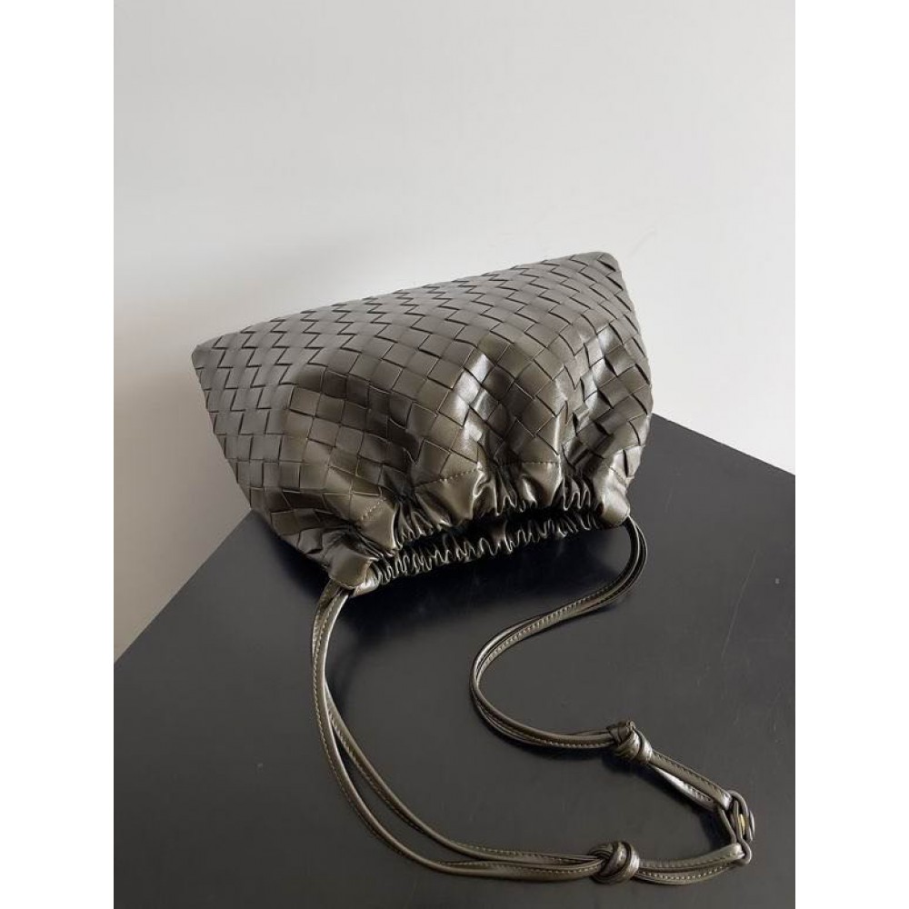 Bottega Venetta dustbag 33x23cm Bags