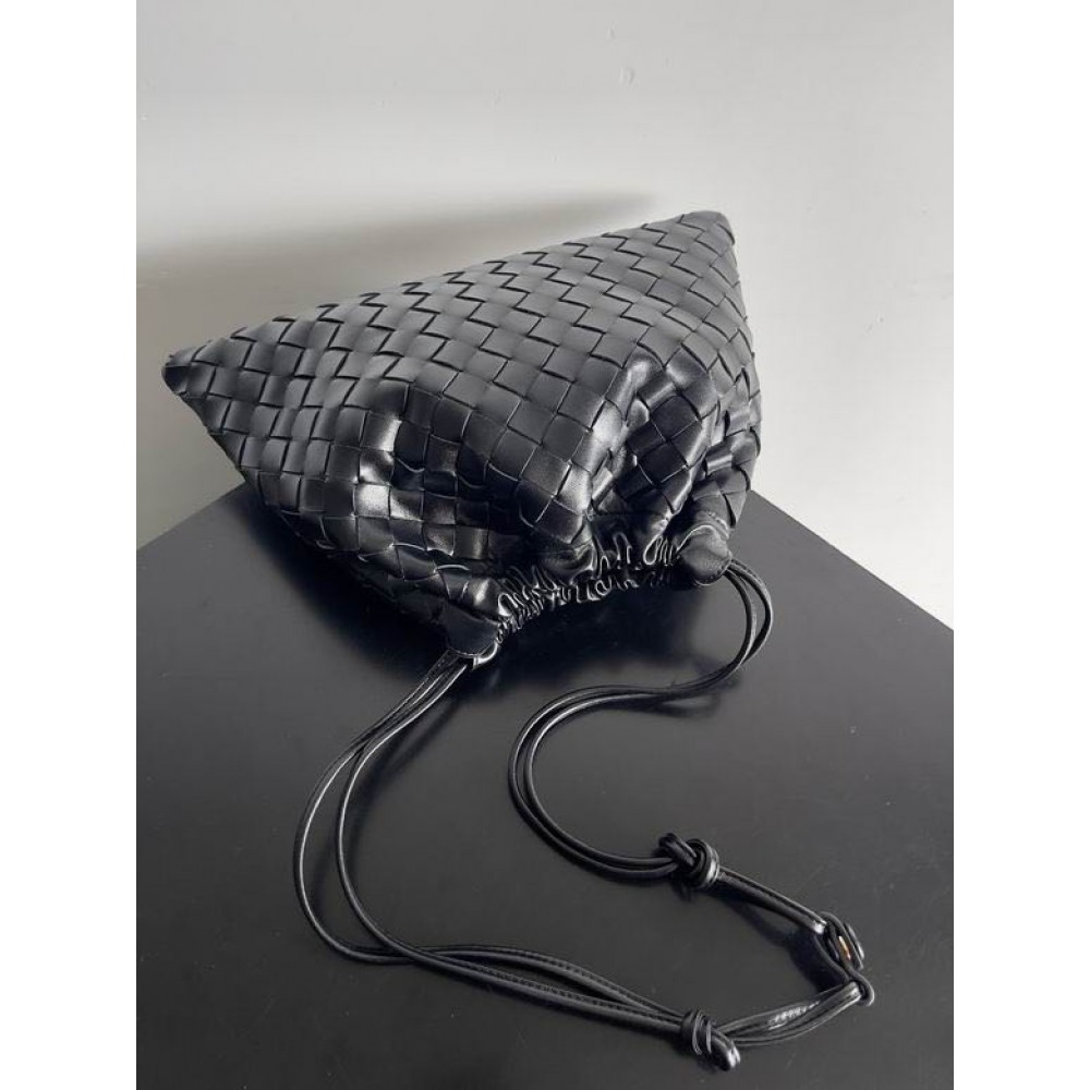 Bottega Venetta dustbag 33x23cm Bags