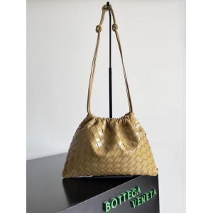 Bottega Venetta dustbag 33x23cm Bags