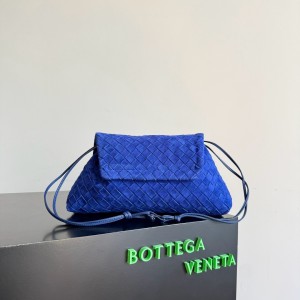 Bottega Veneta dustbag Giorno 33x19x8cm Bags