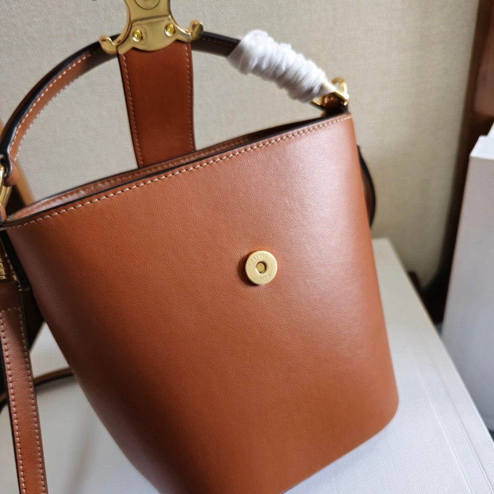 Celine small bucket louise 16 x 19 x 12 CM Bags