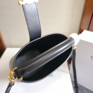Celine small bucket louise 16 x 19 x 12 CM Bags