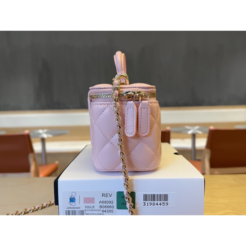 Chanel beauty vanity bag 11x8.5x7cm Bags