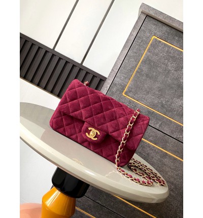 Chanel classic flap bag 20x13x5cm suede
