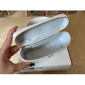 Chanel vanity chain bag 19.5x17.5cm  Bags