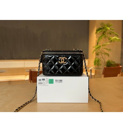 Chanel vanity chain bag 17x9.5x8cm 