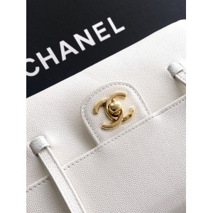 Chanel clutch with leather strap 15x22x7cm 