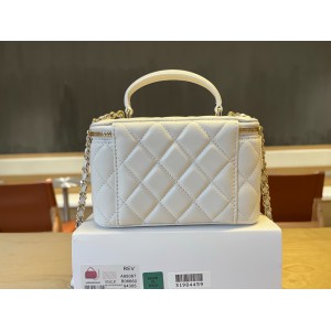 Chanel beauty vanity bag 17x9.5x8cm Bags