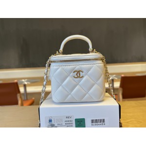 Chanel beauty vanity bag 11x8.5x7cm Bags