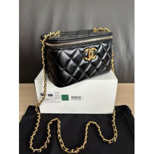 Chanel beauty vanity bag 17x9.5x8cm Bags