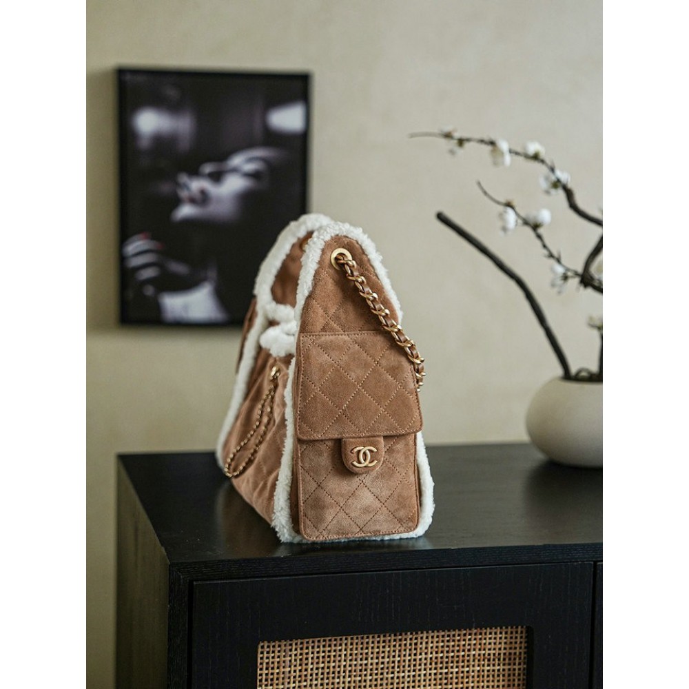 Chanel25 hobo bag suede shrealring lines Bags