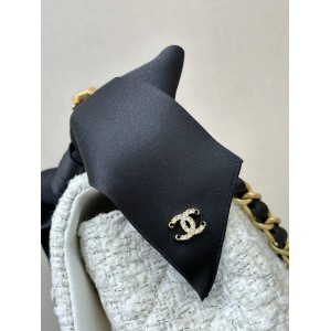 Chanel classic handbag 20x13x6cm  Bags