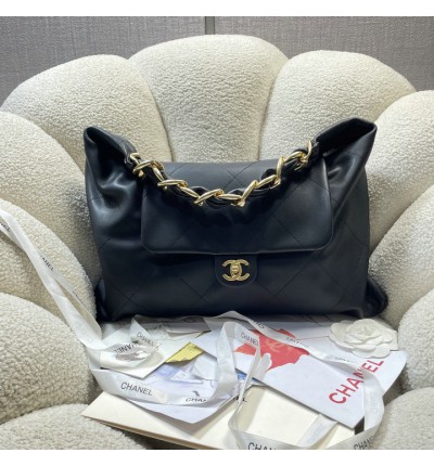 Chanel hobo bag 33x43x7 cm