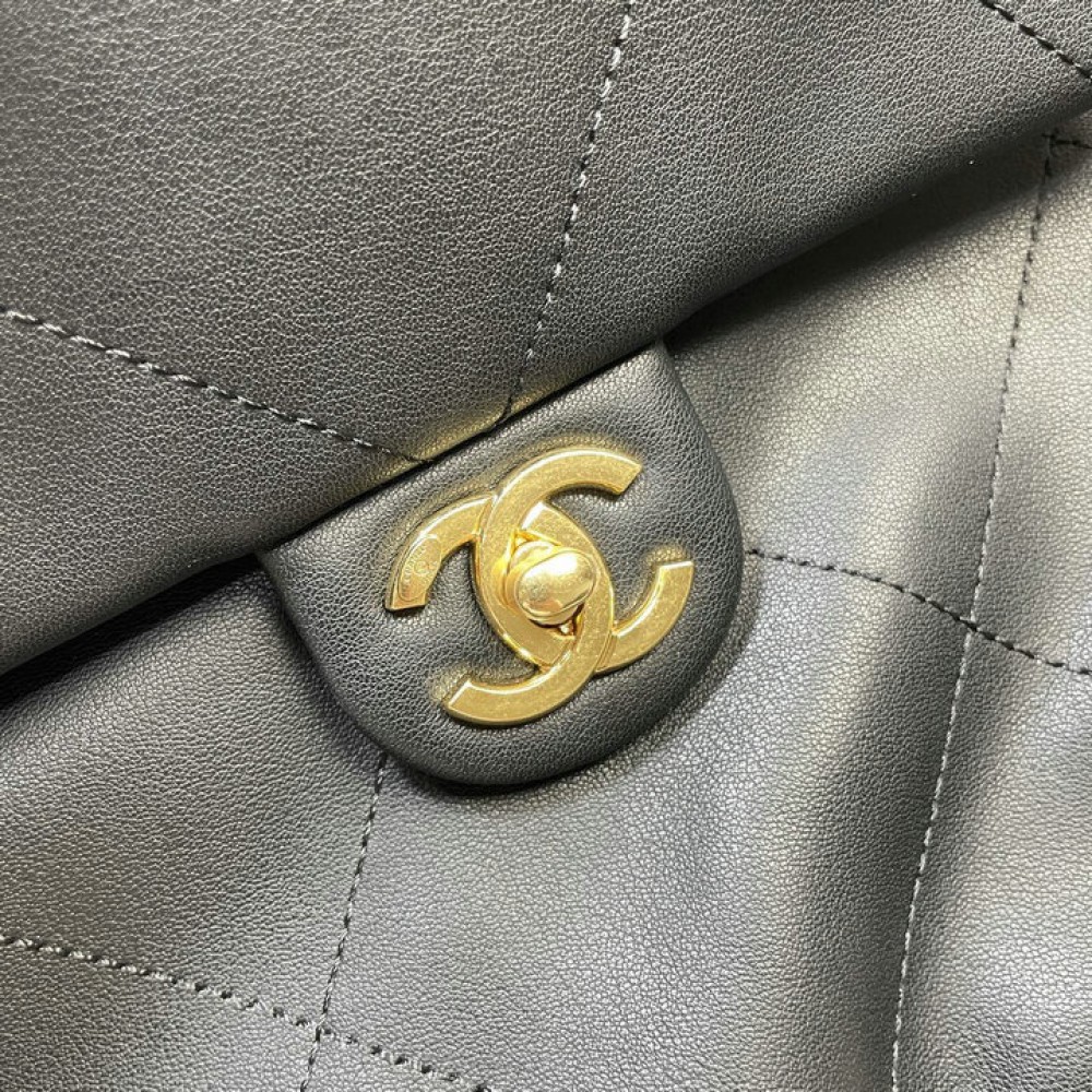 Chanel hobo bag 33x43x7 cm Bags