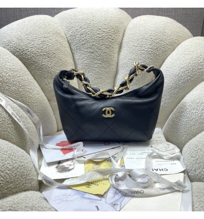 Chanel hobo bag 24x28x8 cm