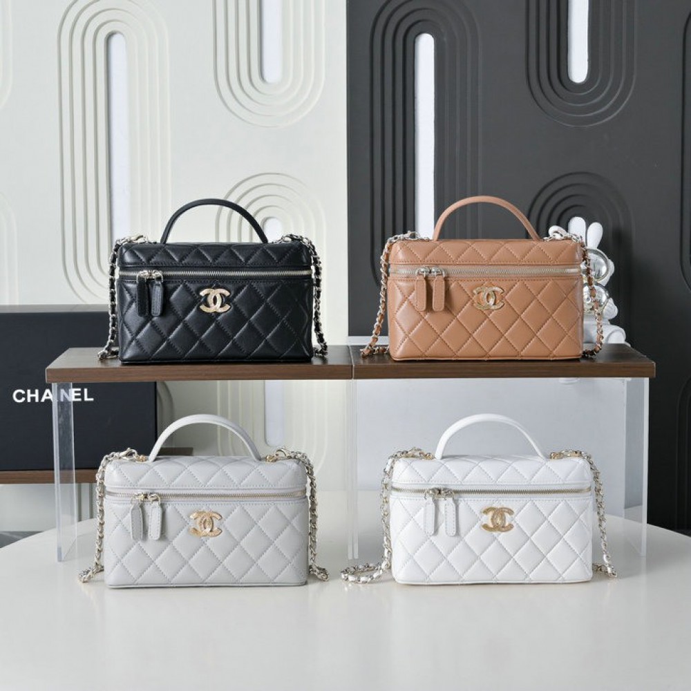 Chanel vanity chain bag 19.5x17.5cm Bags