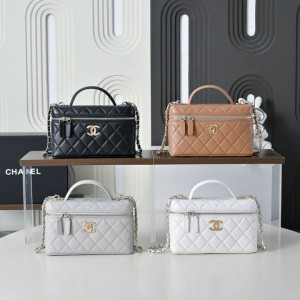 Chanel vanity chain bag 19.5x17.5cm Bags