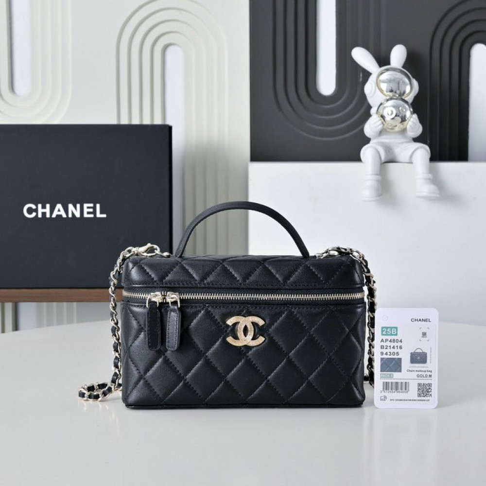 Chanel vanity chain bag 19.5x17.5cm Bags