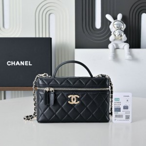 Chanel vanity chain bag 19.5x17.5cm Bags