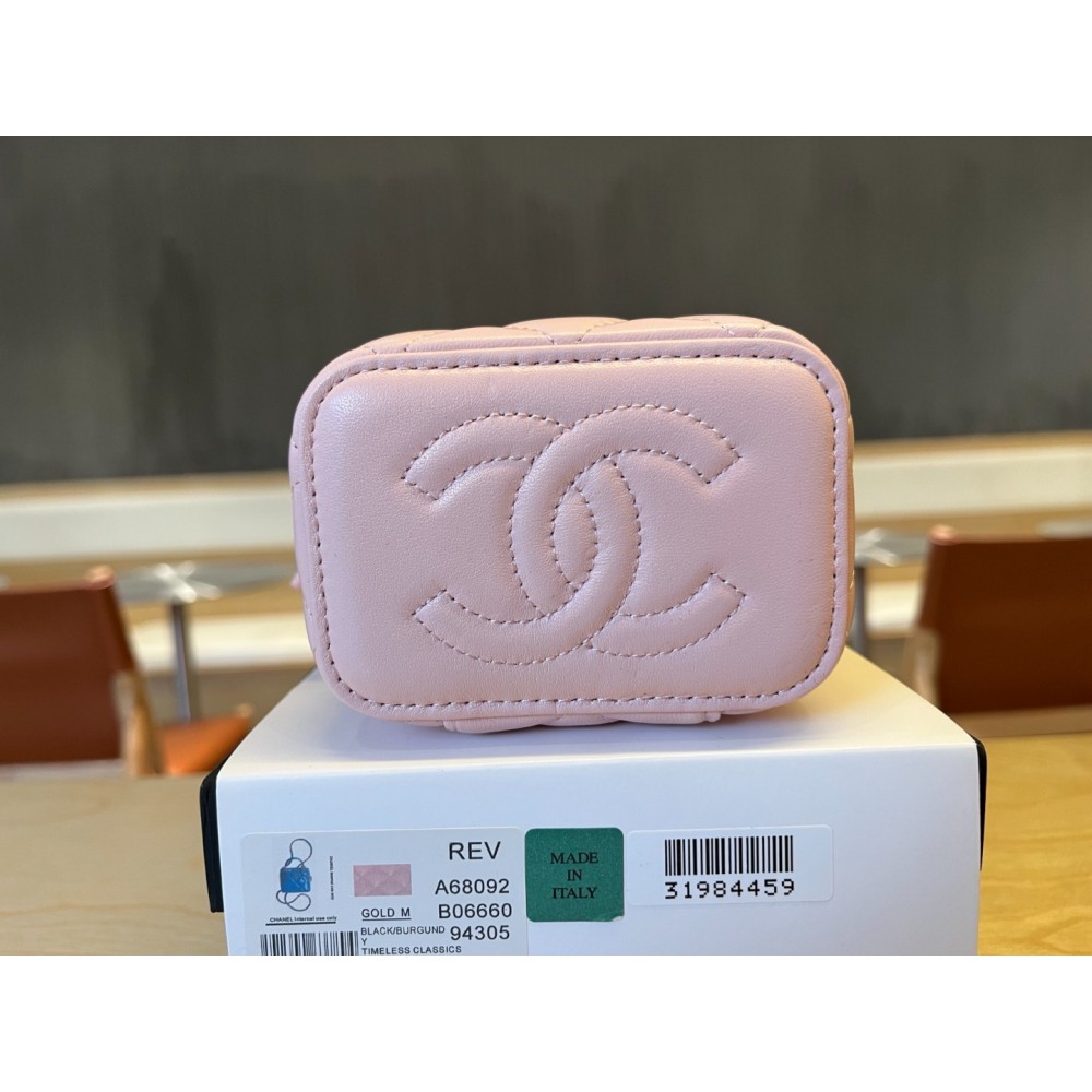 Chanel beauty vanity bag 11x8.5x7cm Bags