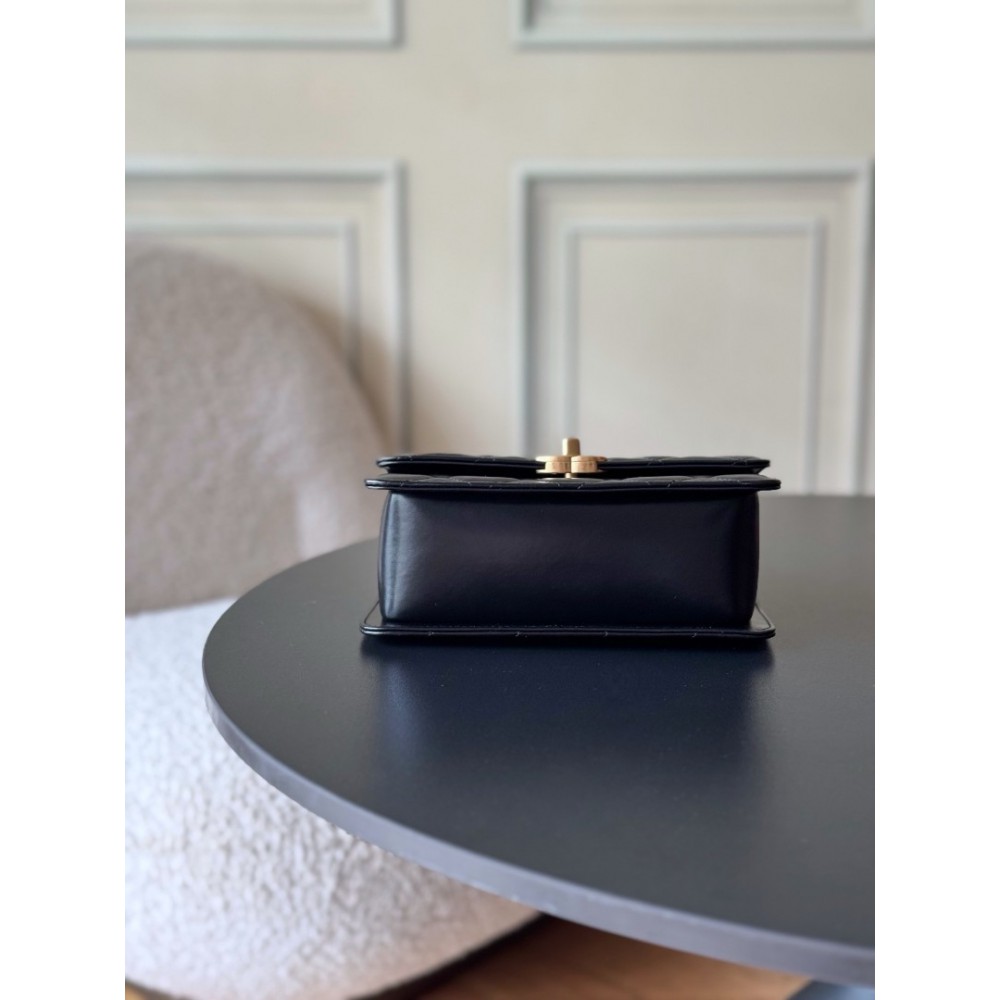 Chanel classic flap 12x19x3.5cm Bags