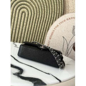 Chanel classic flap bag medium size 25x16x7cm REAL GRAINED LEATHER 100% Bags