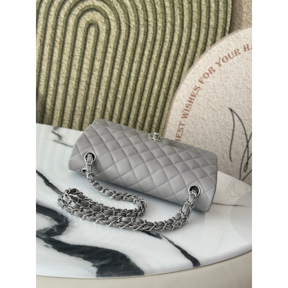 Chanel classic flap bag medium size 25x16x7cm REAL GRAINED LEATHER 100% Bags